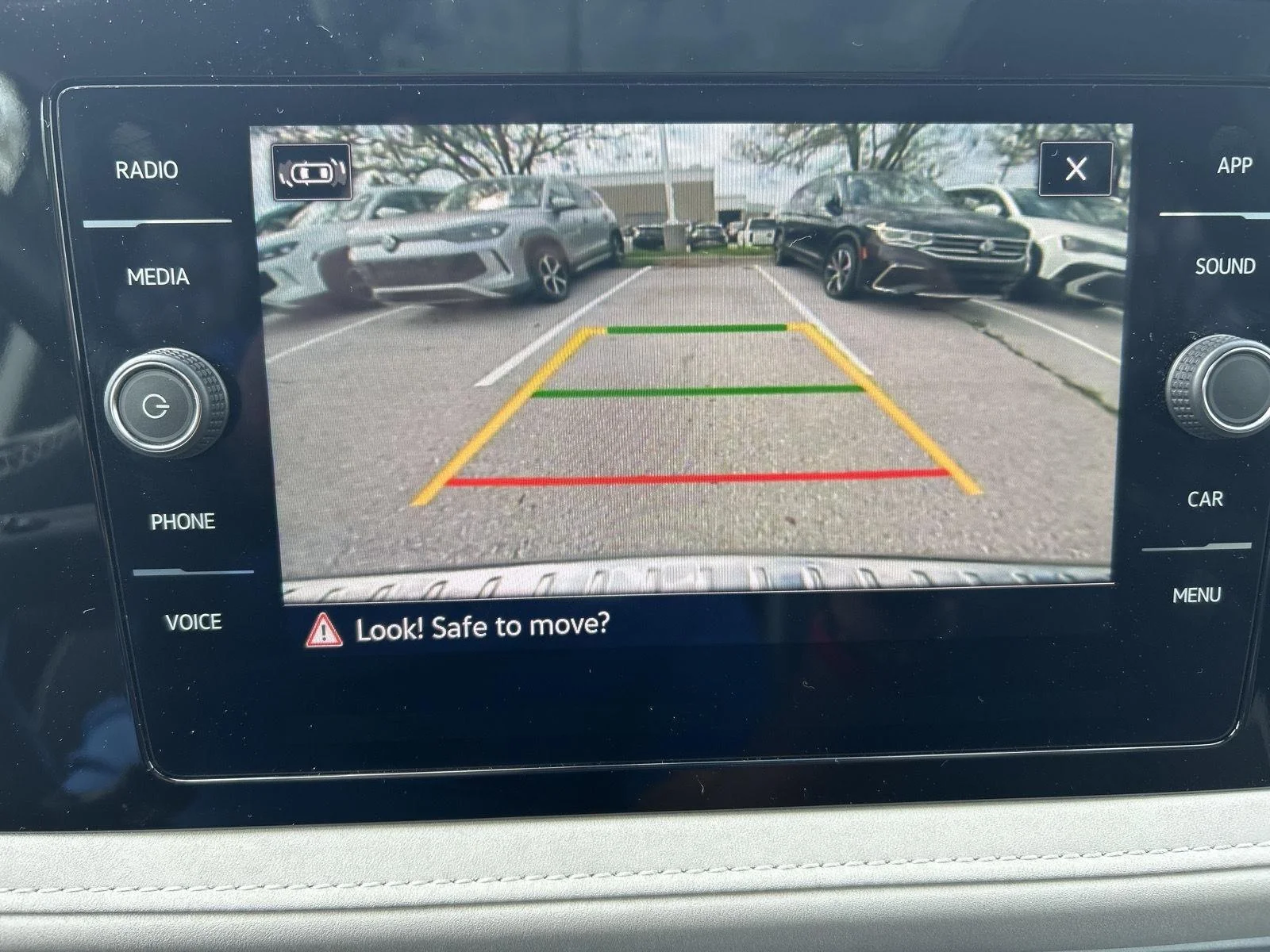 Certified Used 2025 GRAY Volkswagen SE image 26