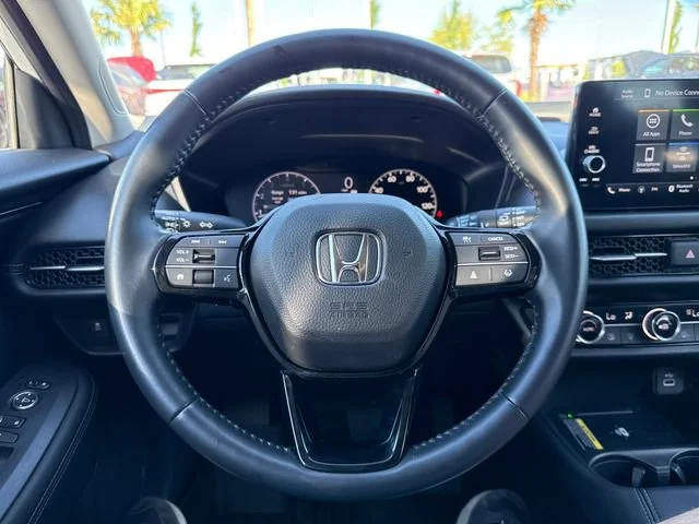Certified Used 2023 Platinum White Pearl Honda EX-L image 12