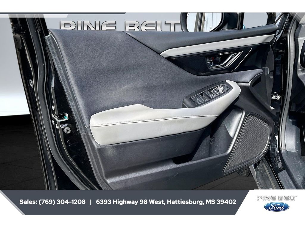 Used 2023 Crystal Black Silica Subaru Premium image 17
