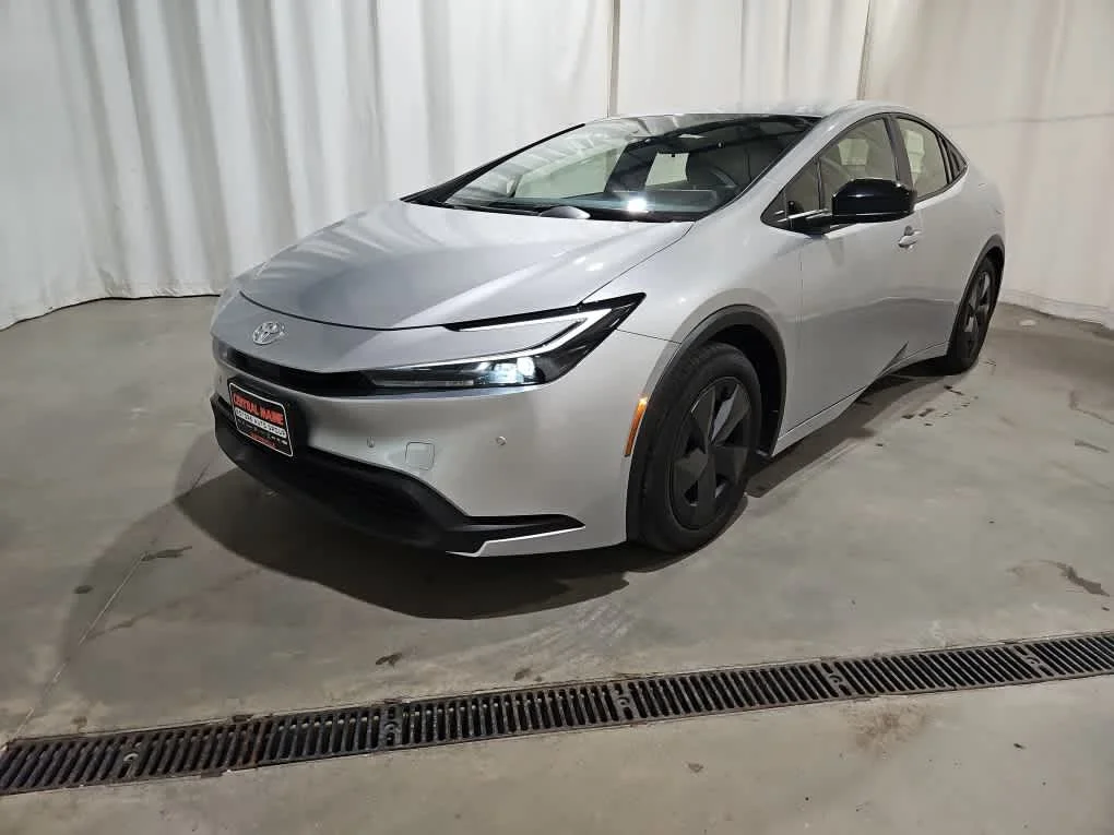 2025 Toyota Prius