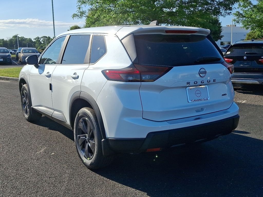 New 2026 Everest White Pearl TriCoat Nissan SV image 3