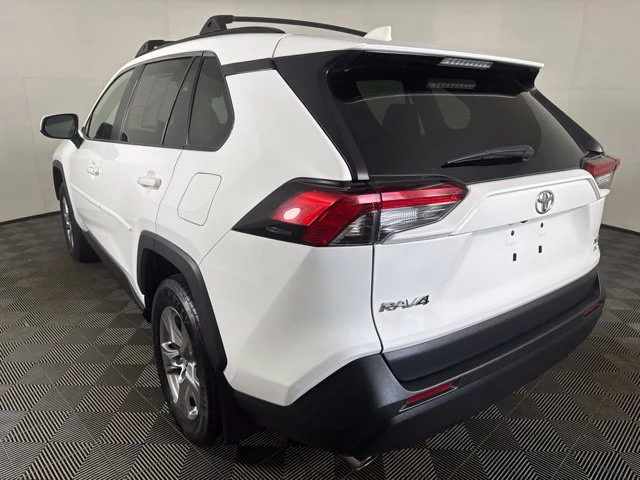 Certified Used 2025 Ice Toyota XLE image 6
