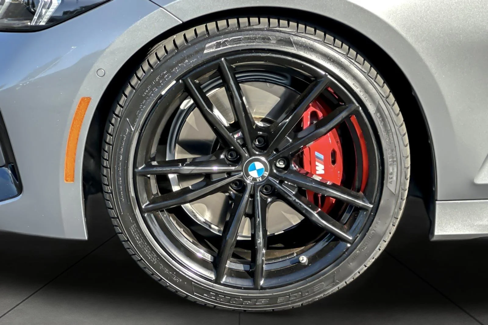 Used 2024 GREY METALLIC BMW M340i image 25