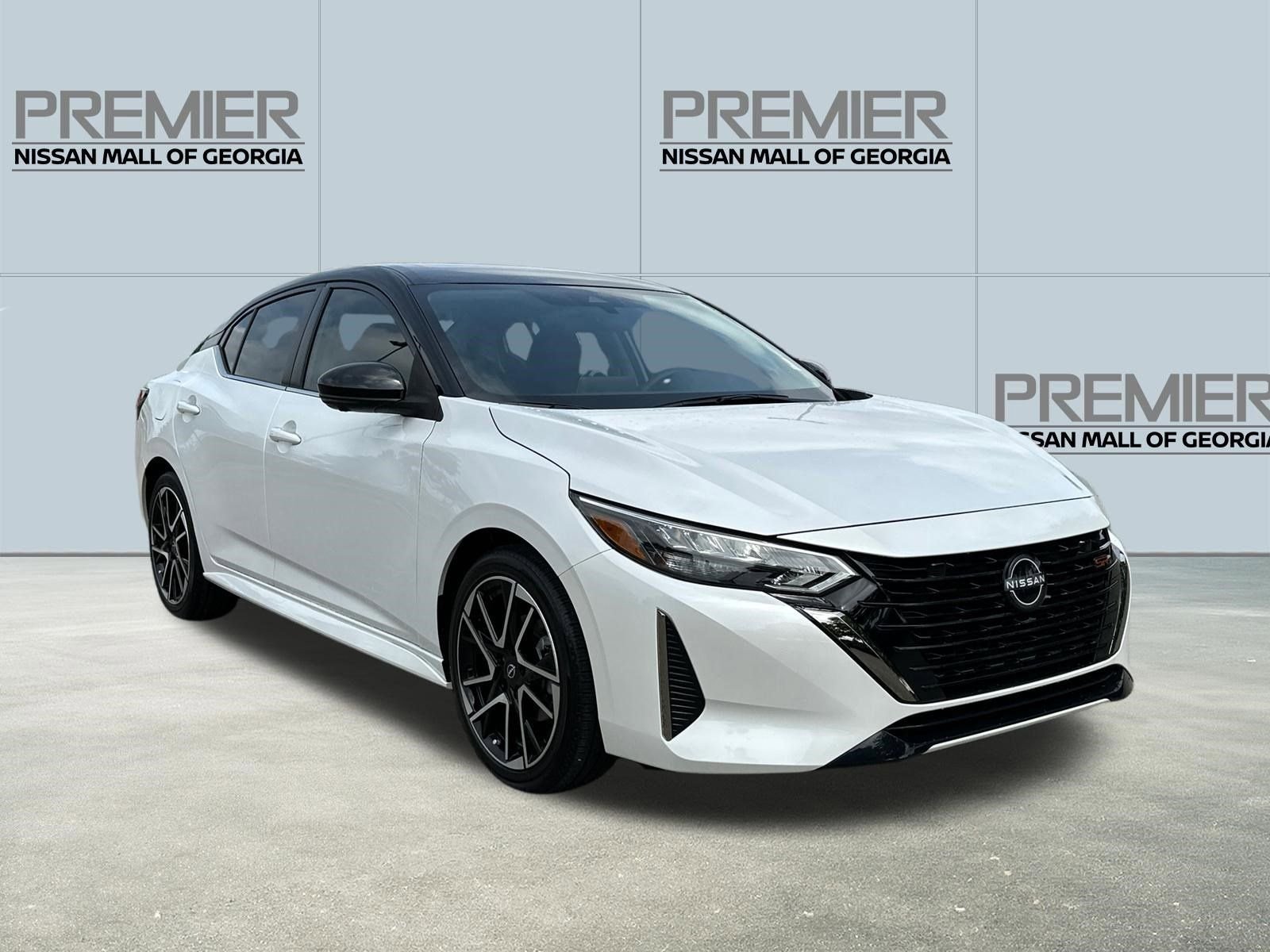 Certified Used 2025 White Nissan SR image 3