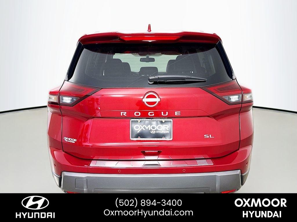 Used 2025 Scarlet Ember Tintcoat Nissan SL image 6