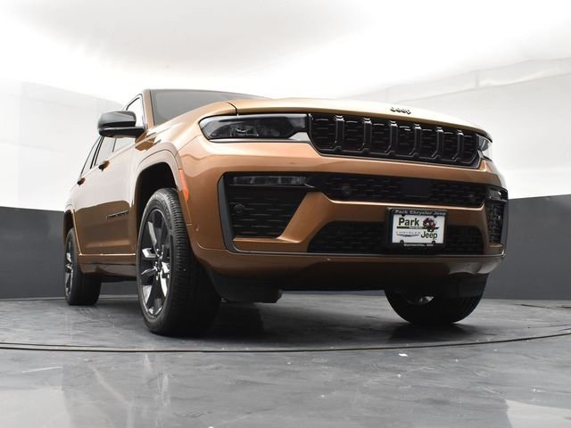 New 2026 Copper Shino Metallic Clear-Coat Exterior Paint Jeep Limited Reserve image 19