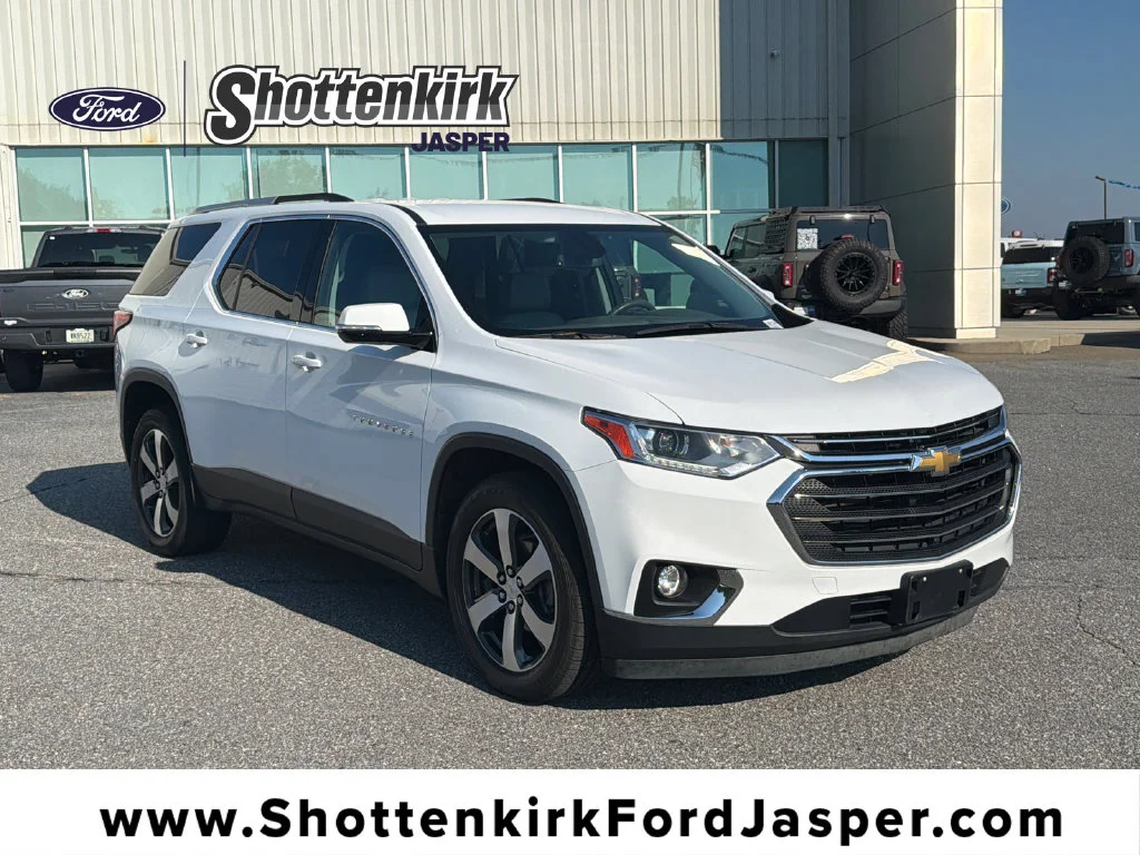 Used 2018 White Chevrolet 3LT image 1