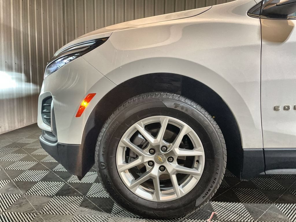 Used 2023 Summit White Chevrolet LT image 31