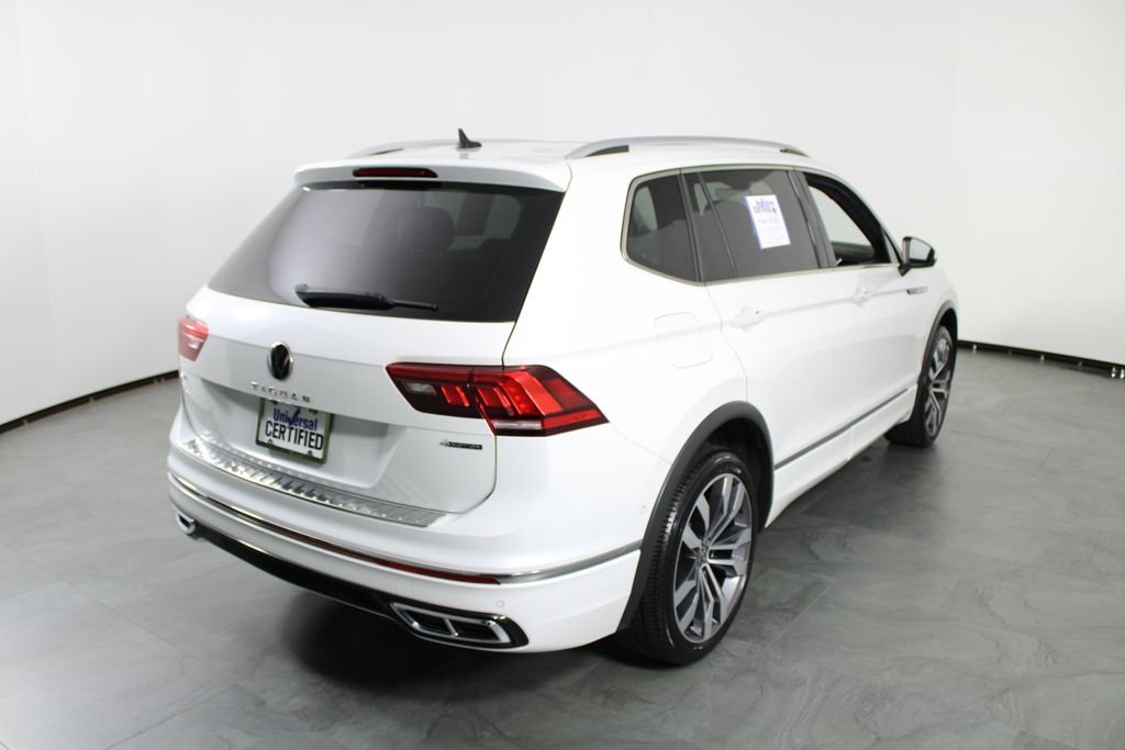 Used 2022 White Volkswagen 2.0T SEL R-Line image 3