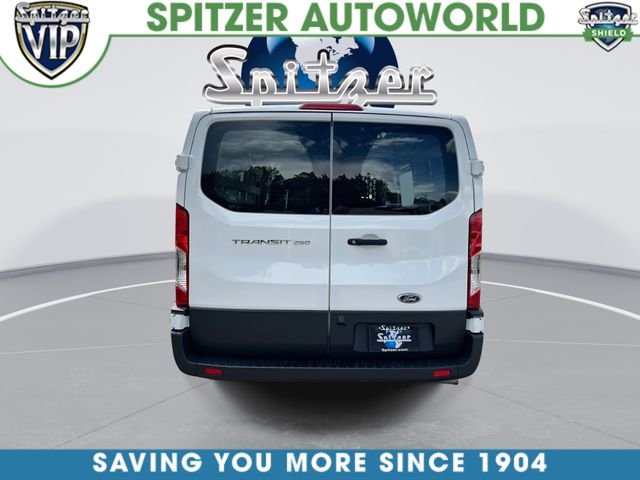 Used 2025 White Ford Base image 8