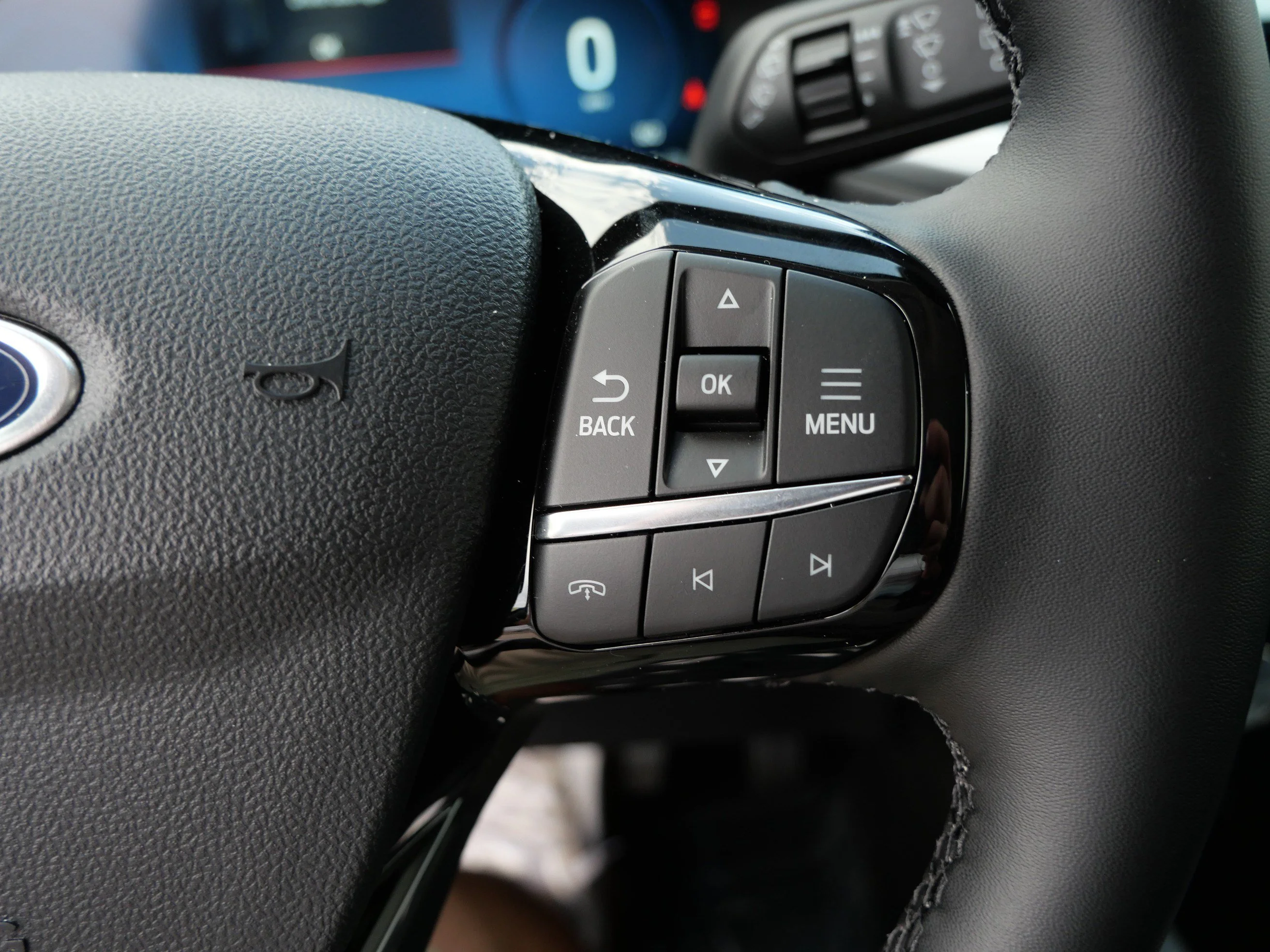 New 2025 Carbonized Gray Metallic Ford PHEV image 29