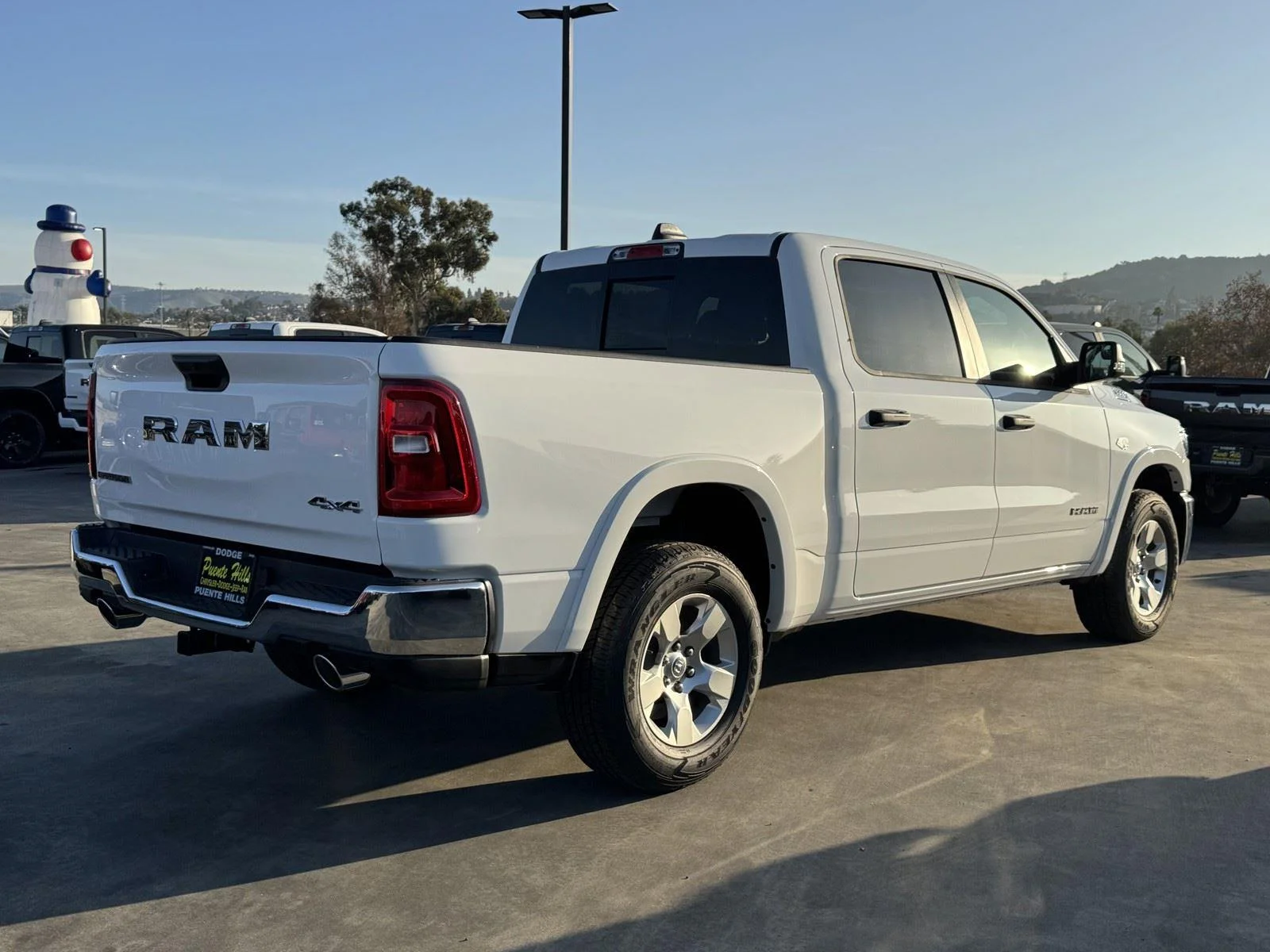 New 2026 Bright White Clear-Coat Exterior Paint RAM Big Horn image 5