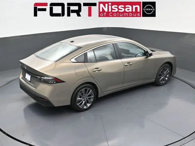New 2026 Brown Nissan SL image 46
