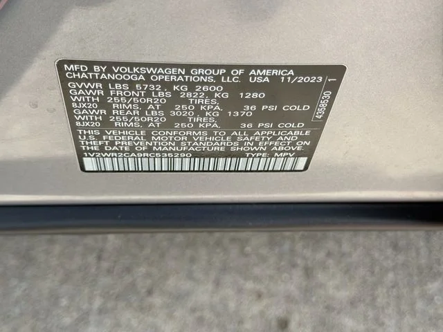 Used 2024 Silver Volkswagen 2.0T SE w/Technology image 27