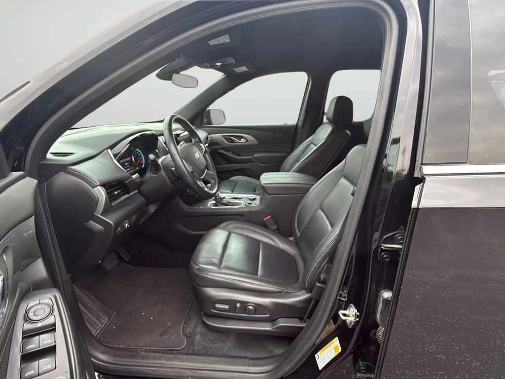 Used 2023 Black Chevrolet LT Leather image 10
