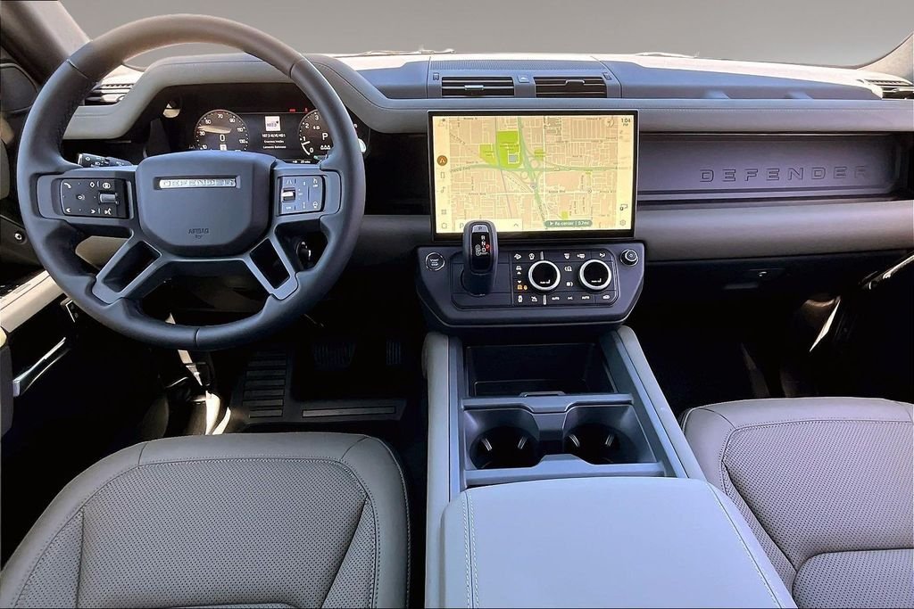 New 2026 BELGRAVIA GREEN Land Rover S image 5