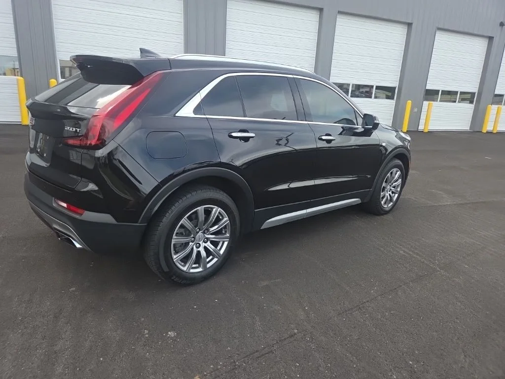 Used 2019 Black Cadillac Premium Luxury image 9