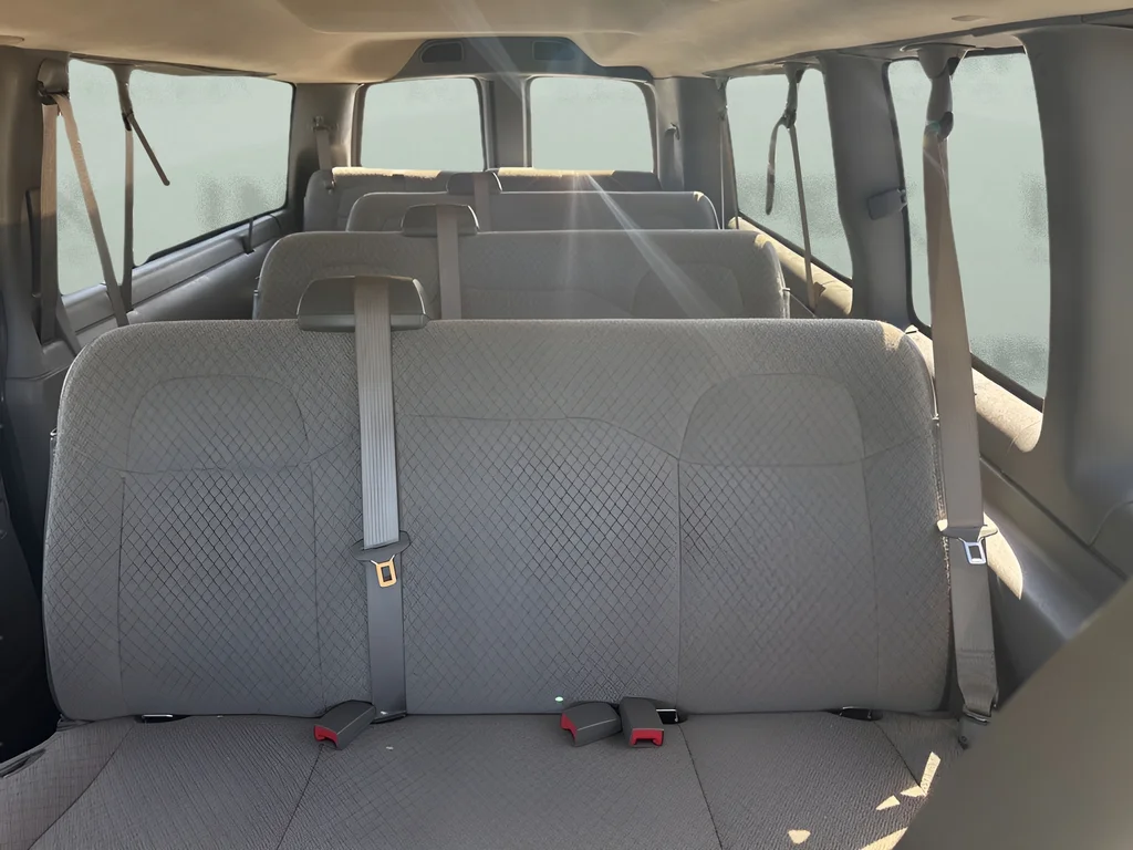 Used 2025 White Chevrolet LT image 10