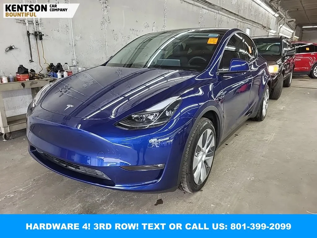 2023 Tesla Model Y Long Range Dual Motor All-Wheel Drive's photo