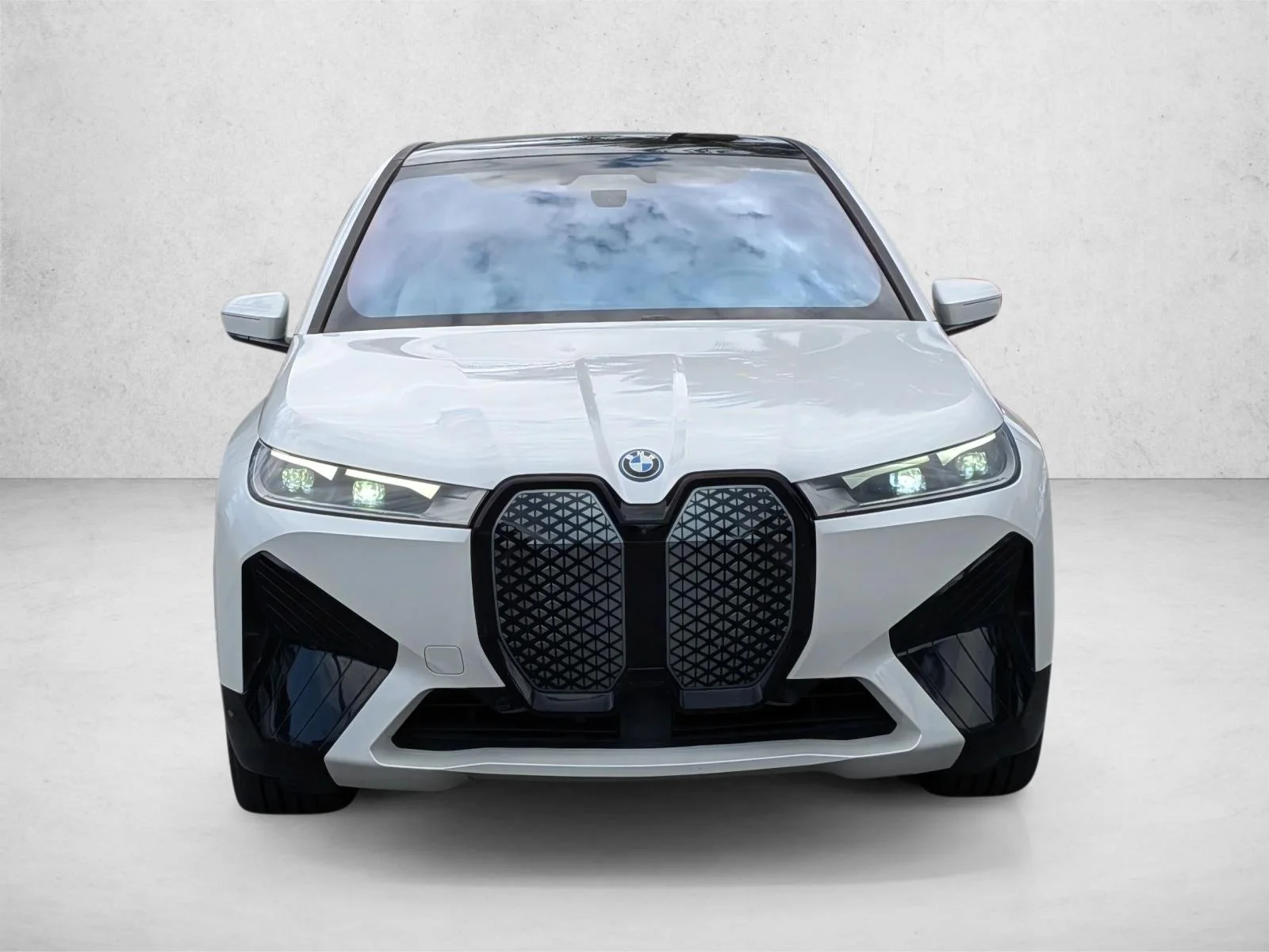 Used 2024 BMW iX Base with VIN WB523CF0XRCP13679 for sale in Cerritos, CA