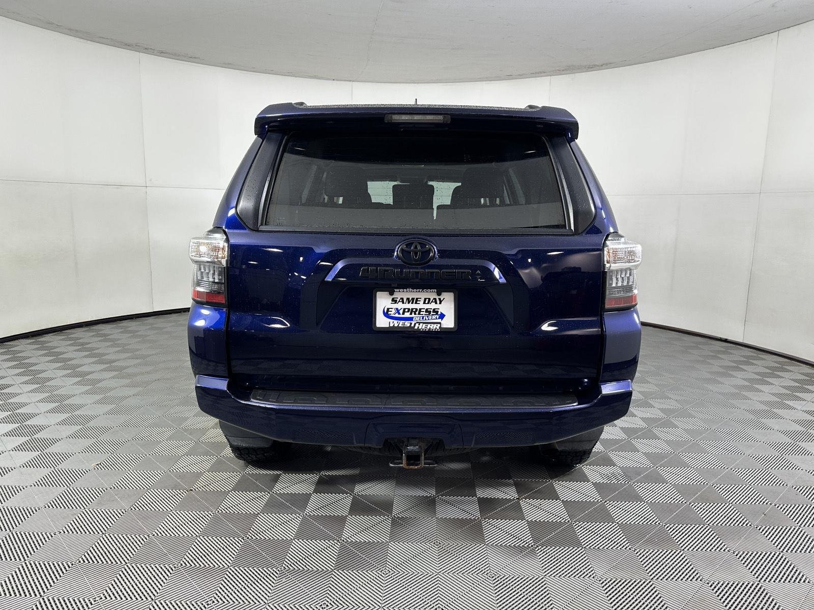 Certified Used 2023 Nautical Blue Metallic Toyota SR5 Premium image 17