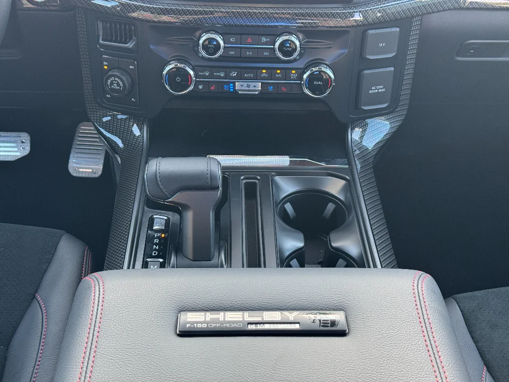 New 2026 Oxford White Ford Lariat® image 22