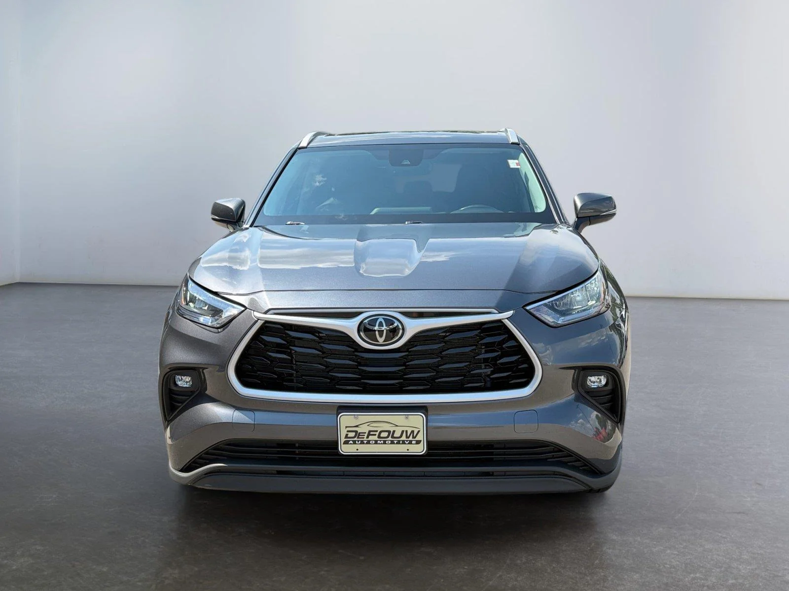 Used 2025  Toyota Platinum image 8