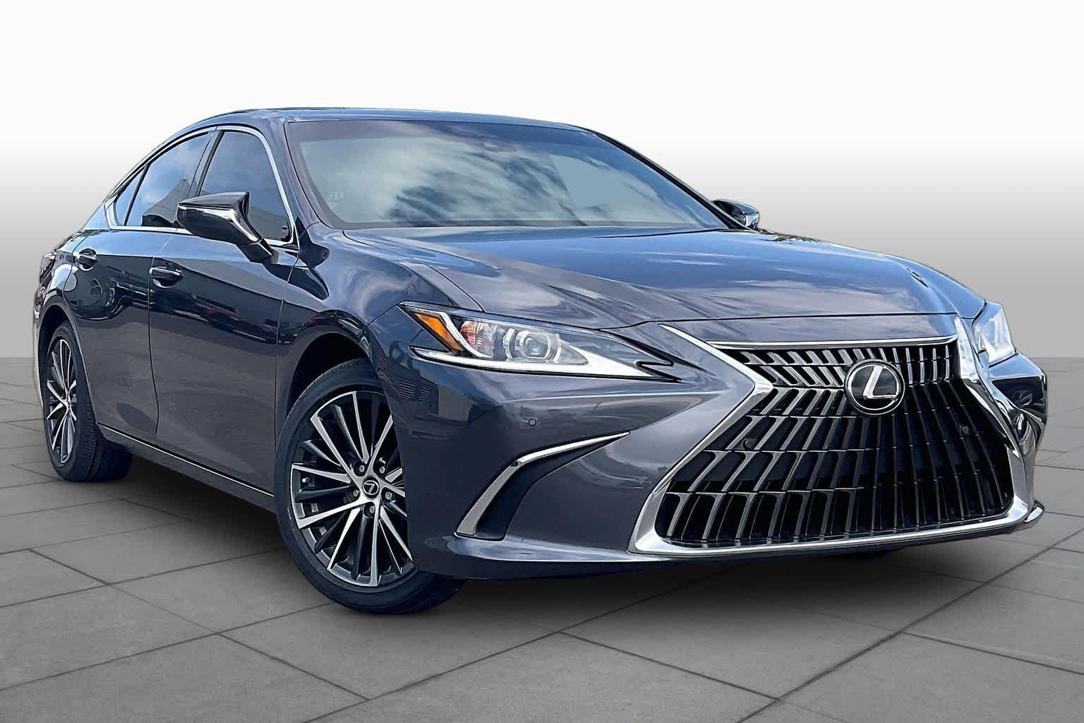 Used 2025 Cloudburst Gray Lexus  image 3