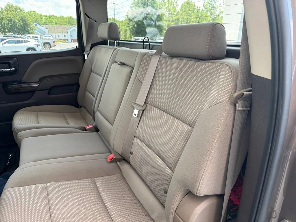 Used 2015 BROWNSTONE METALLIC Chevrolet LT image 8