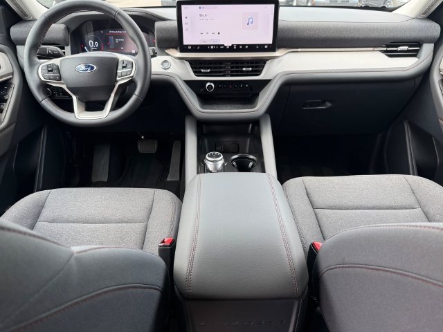2026 Ford Explorer - Photo 14