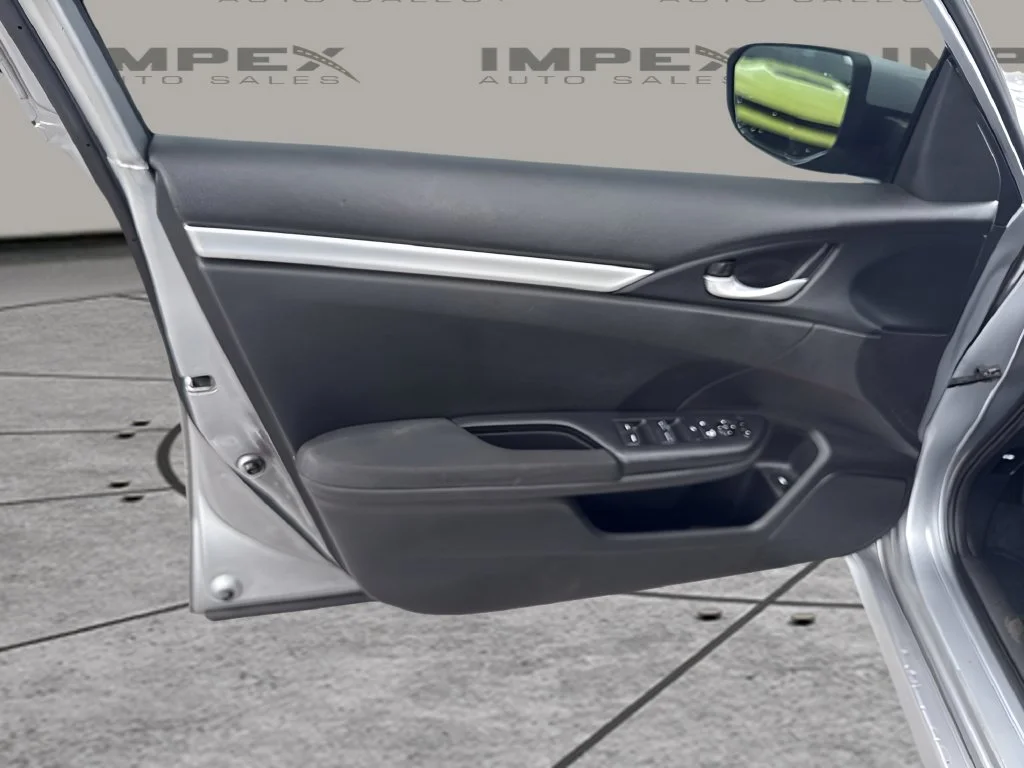Used 2020  Honda LX image 21