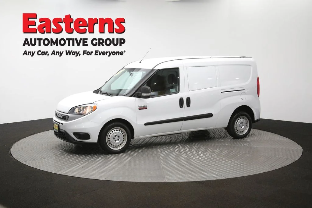 Used 2022 White Ram Base image 55