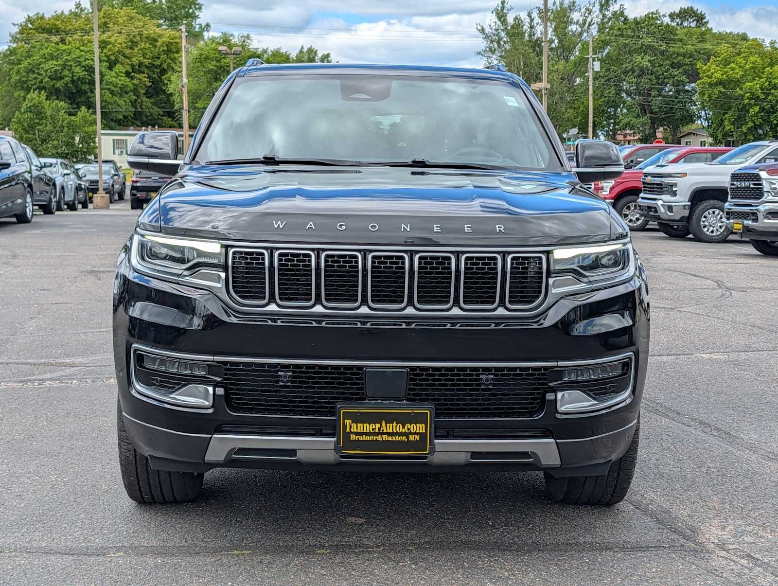 Used 2022 Jeep Wagoneer Series III with VIN 1C4SJVDT4NS117681 for sale in Brainerd, Minnesota