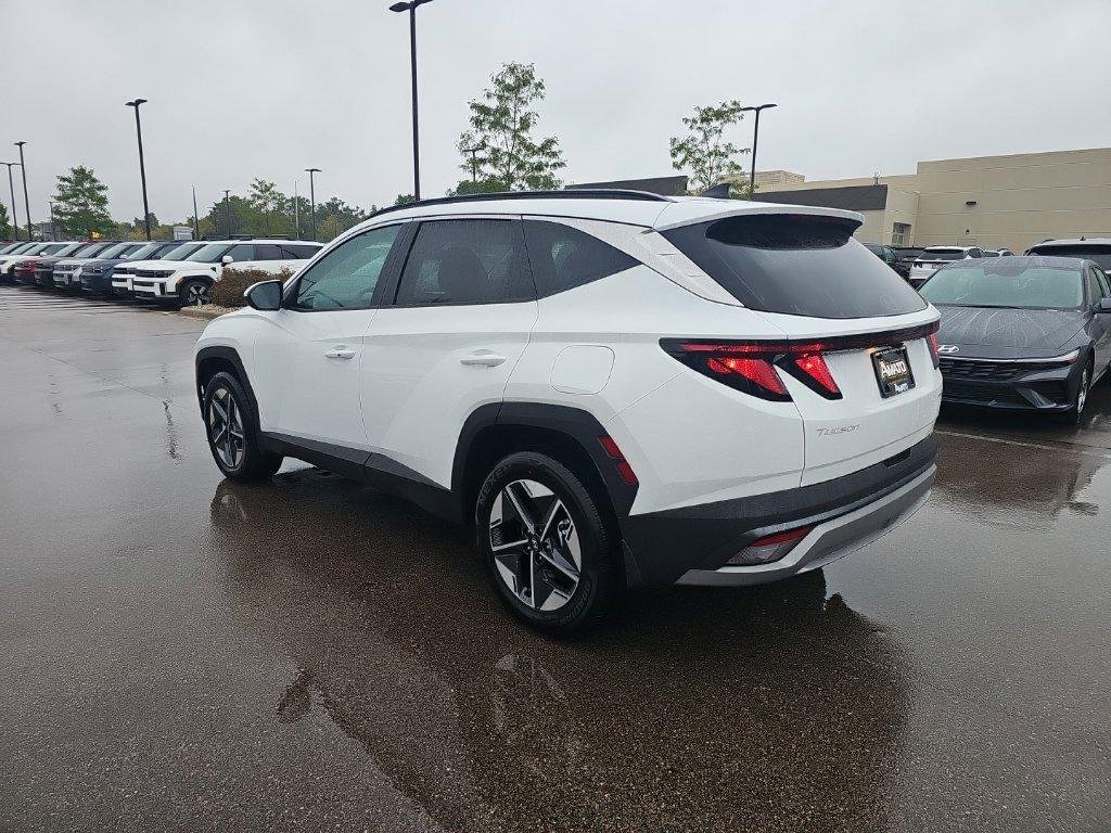 New 2026 White Hyundai SEL AWD image 3