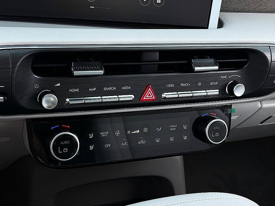 New 2027 Abyss Black Pearl Hyundai Limited 7P image 26