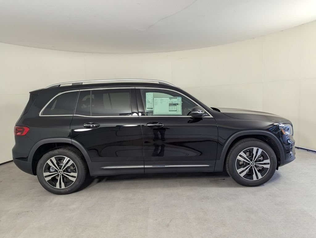 New 2026 Night Black Mercedes-Benz GLB 250 image 19