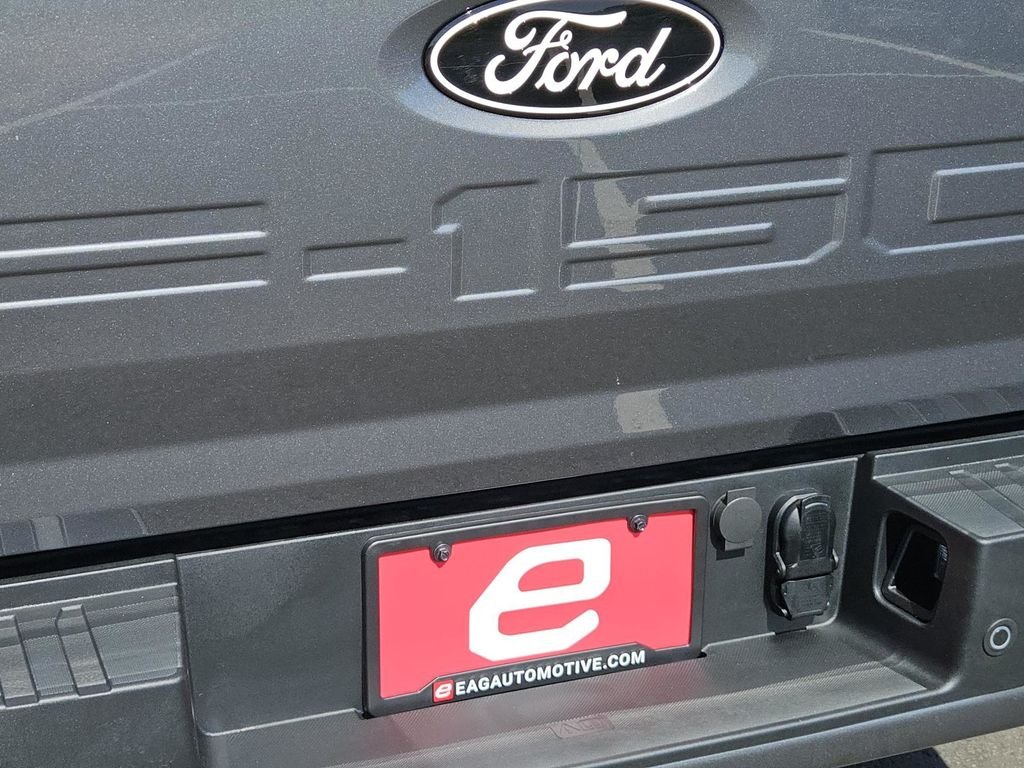 New 2026 Carbonized Gray Metallic Ford XLT image 42