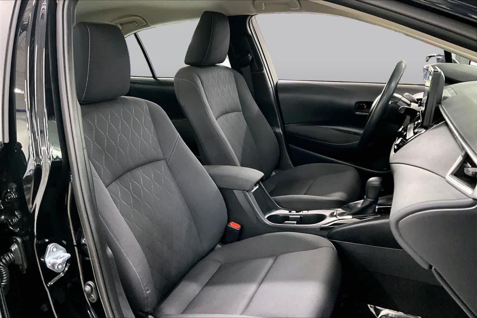 Used 2026 Midnight Black Metallic Toyota LE image 9