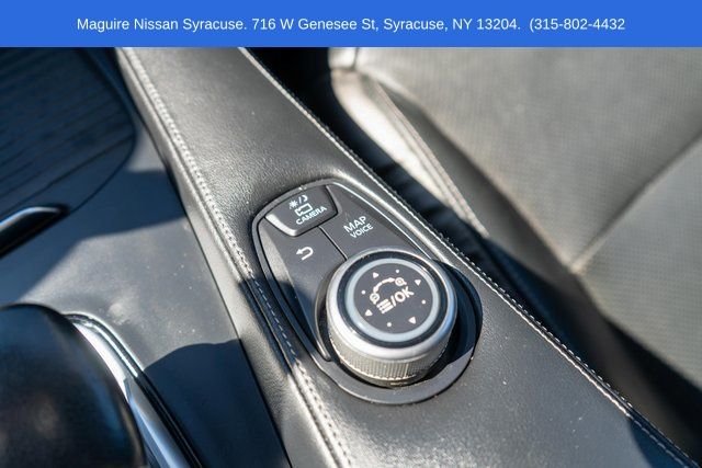 Used 2019 White INFINITI ESSENTIAL image 36