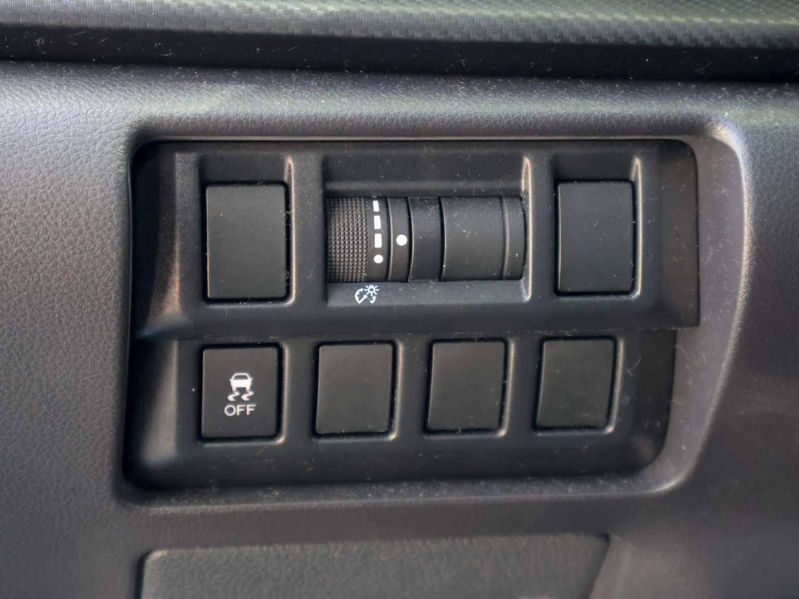 Used 2017 Island Blue Pearl Subaru  image 15