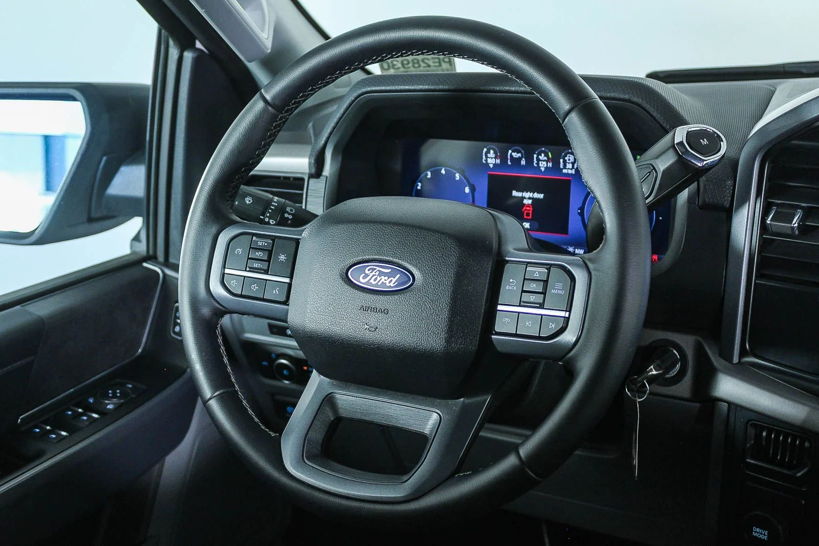 Used 2025 White Ford XLT image 16