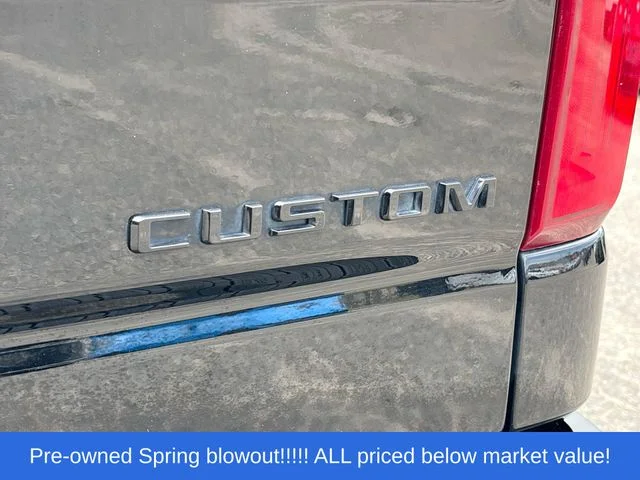 Used 2021 Black Chevrolet Custom image 15