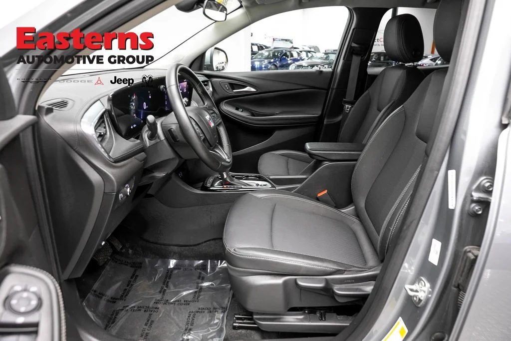 Used 2025 Gray Buick Preferred image 14