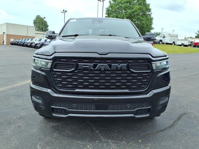 New 2026 Diamond Black Crystal Pearl-Coat Exterior Paint RAM Big Horn/Lone Star image 2