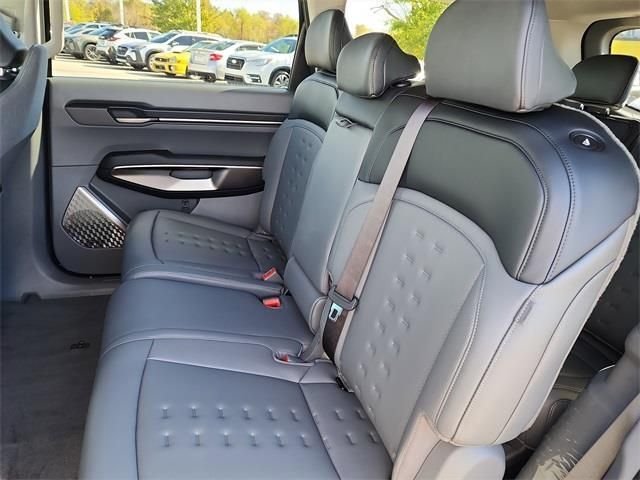 2026 Kia EV9 Wind - Photo 15