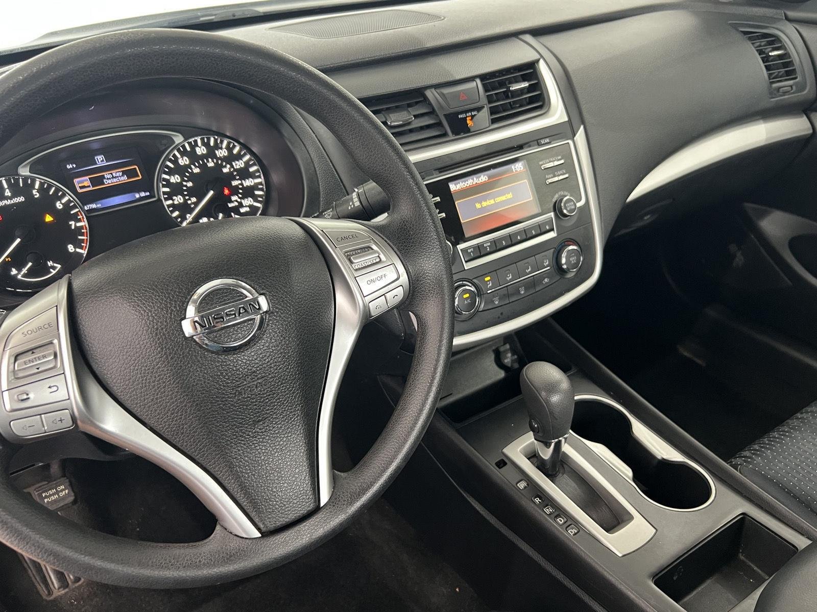 Used 2016 Super Black Nissan 2.5 S image 19