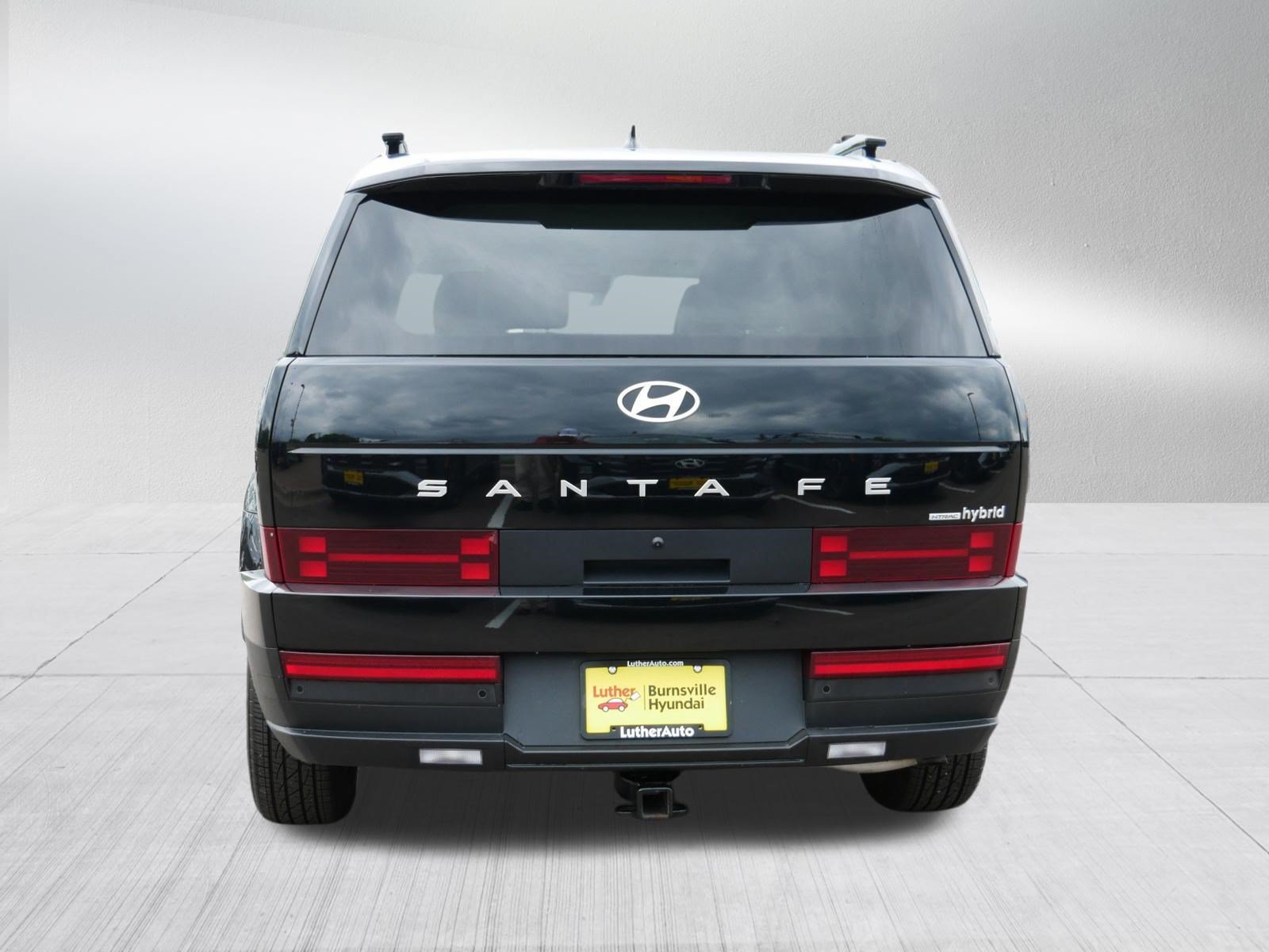 Certified Used 2024 Phantom Black Hyundai SEL image 6