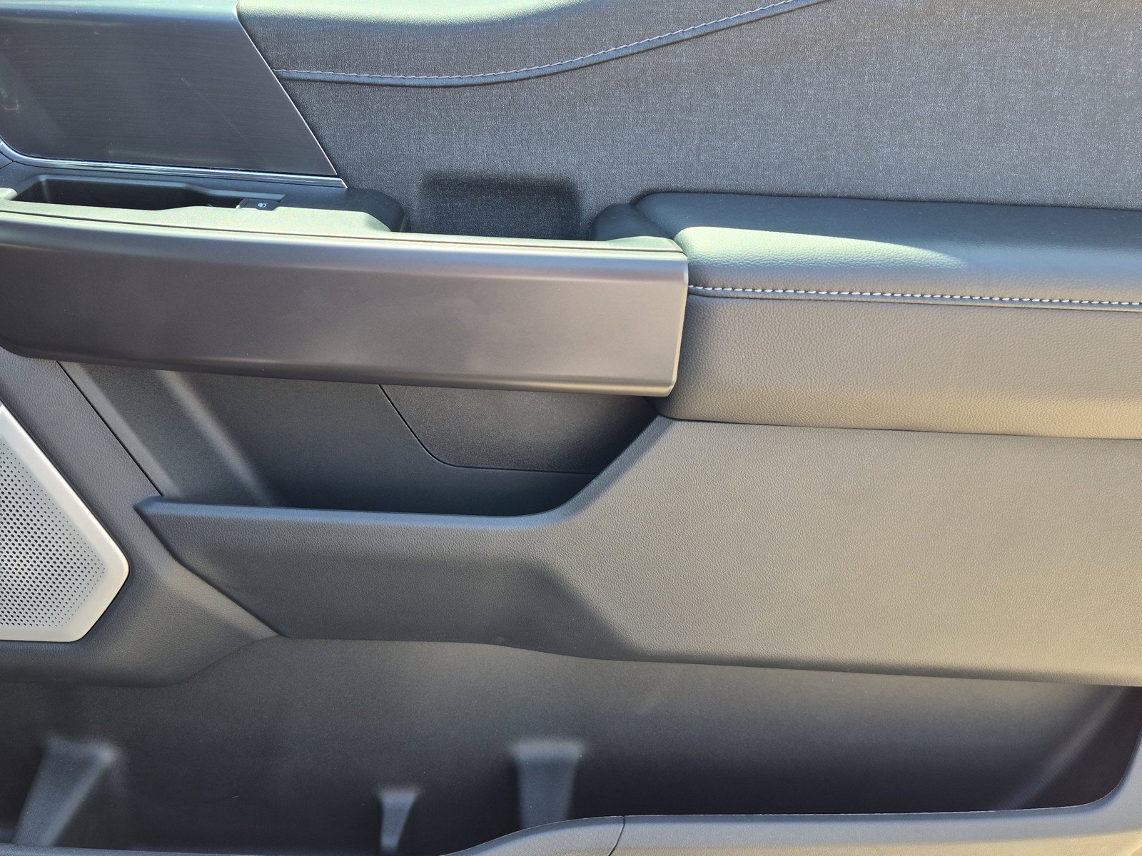 New 2026 Agate Black Metallic Ford Lariat® image 14
