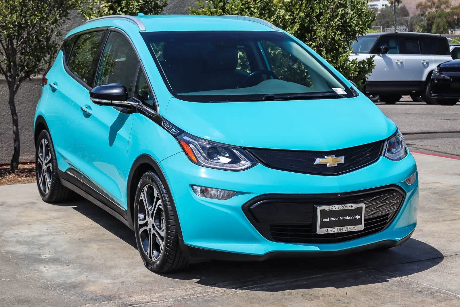 Used 2020 Oasis Blue Chevrolet Premier image 3