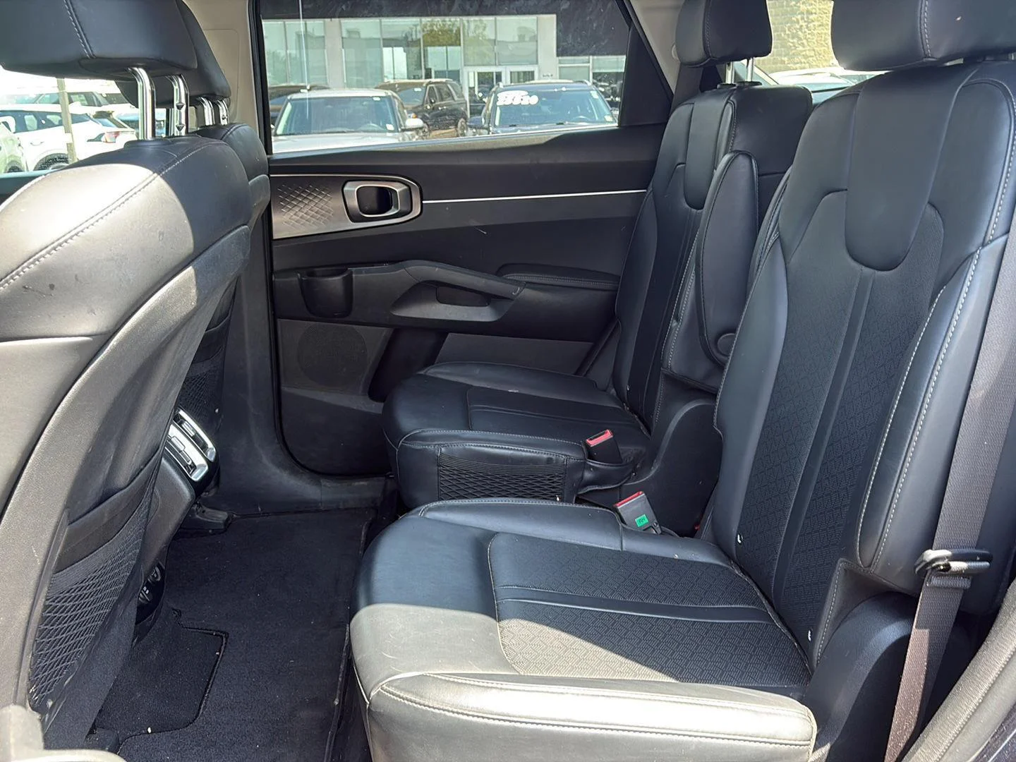 Used 2023 Gravity Blue Kia EX image 9